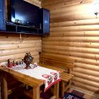 Самовар, матрешки- русский стиль