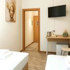 Двухместный (Стандарт двухместный улучшенный (Superior) с двумя раздельными кроватями), Отель Агиос на Курской