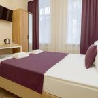 Двухместный (Стандарт двухместный улучшенный (Superior) с одной двуспальной кроватью), Отель Агиос на Курской