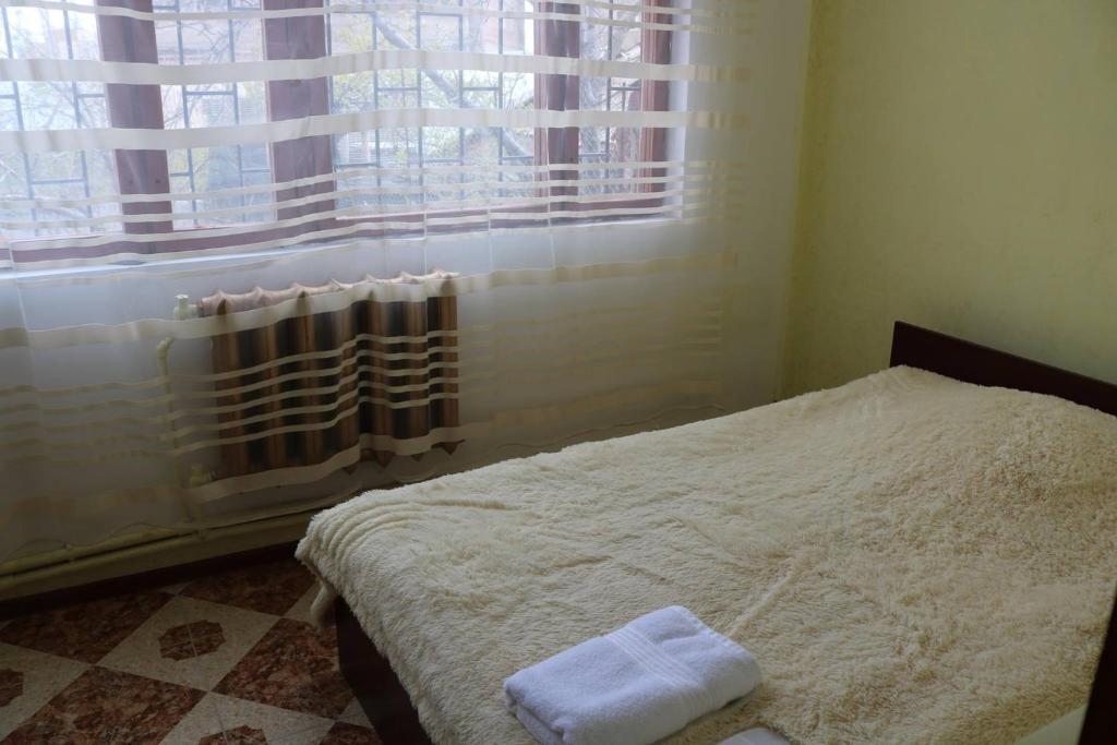 Двухместный (Двухместный номер эконом-класса с 2 отдельными кроватями) отеля Hotel 333, Ереван