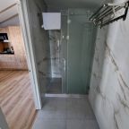 Бунгало (На воде с сауной, террасой и бассейном, вместимость 2+2), Отель Пристань