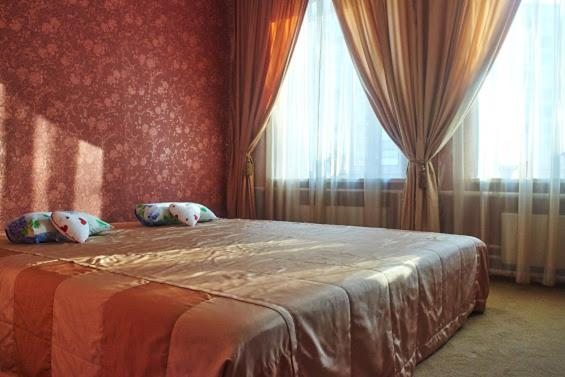 Двухместный (Номер Делюкс с кроватью размера «king-size») отеля ISHVARA, Новокузнецк