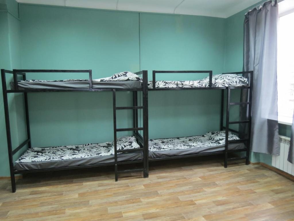 Апартаменты (Апартаменты с 3 спальнями) хостела На Пирогова, Новокузнецк