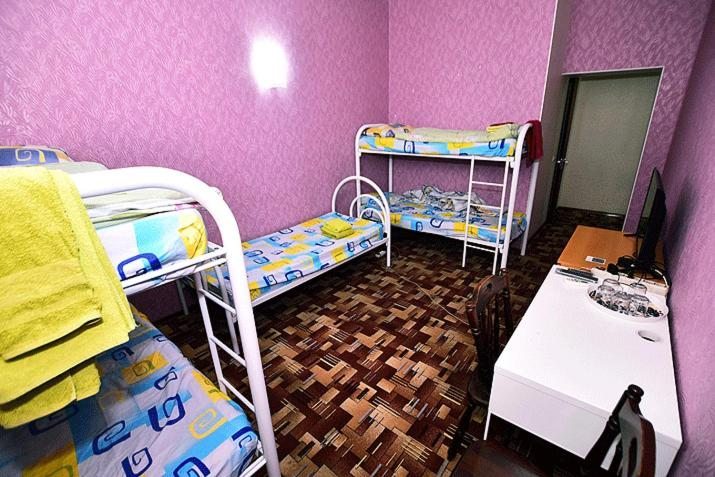 Номер (Спальное место на двухъярусной кровати в общем номере для мужчин и женщин) отеля Нептун, Новороссийск
