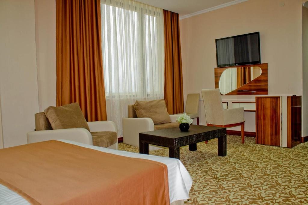 Двухместный (Двухместный номер «Комфорт» с 1 кроватью) курортного отеля Golden Fleece Hotel, Анаклия
