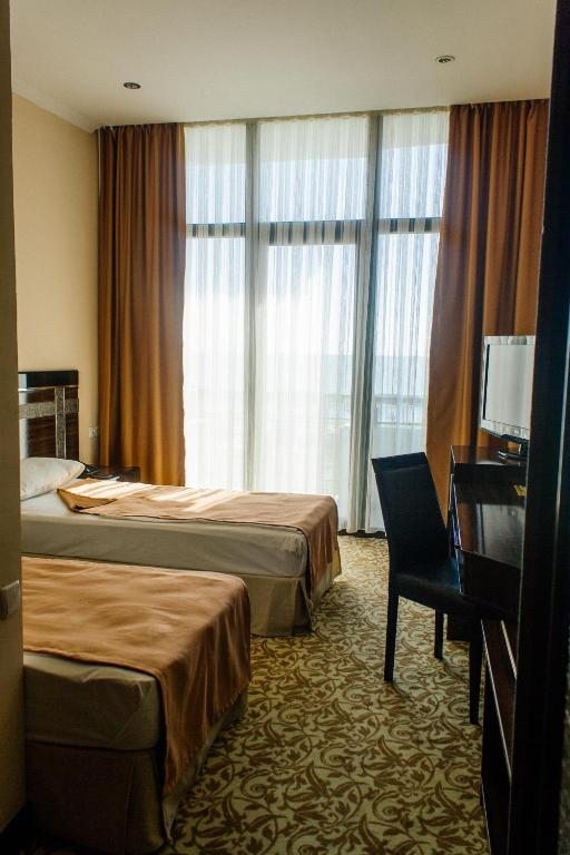 Двухместный (Стандартный двухместный номер с 2 отдельными кроватями) курортного отеля Golden Fleece Hotel, Анаклия