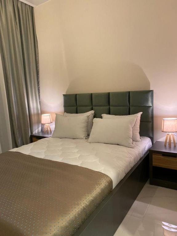 Двухместный (Двухместный номер с 1 кроватью и балконом) отеля Horizons Hotel Rooms, Батуми