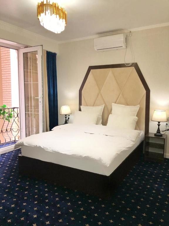 Двухместный (Стандартный двухместный номер с 1 кроватью или 2 отдельными кроватями) отеля GRAND VILLA HOTEL, Туркестан