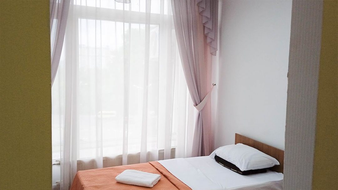 Двухместный (Комфорт двухкомнатный TWIN) гостиницы Smart Hotel KDO Брянск