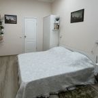 Апартаменты (Лофт на Бродвейе), Арт-отель Круиз