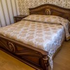 Двухместный (Улучшенный номер с кроватью размера «king-size»), Hotel Kristall