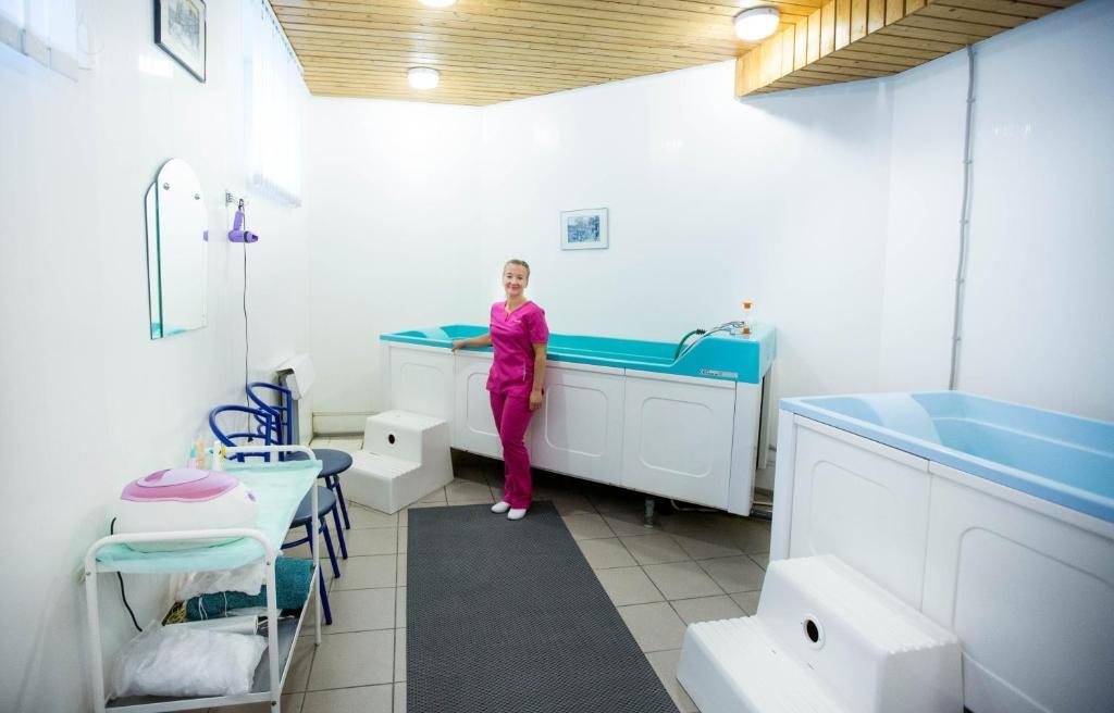 Двухместный (Двухместный номер с 2 отдельными кроватями - Программа «Красота и здоровье») отеля HELIOPARK Eco & Spa Medical Karelia, Марциальные воды