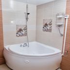 Двухместный (Делюкс с 1 кроватью и ванной), Гостиница На прудах