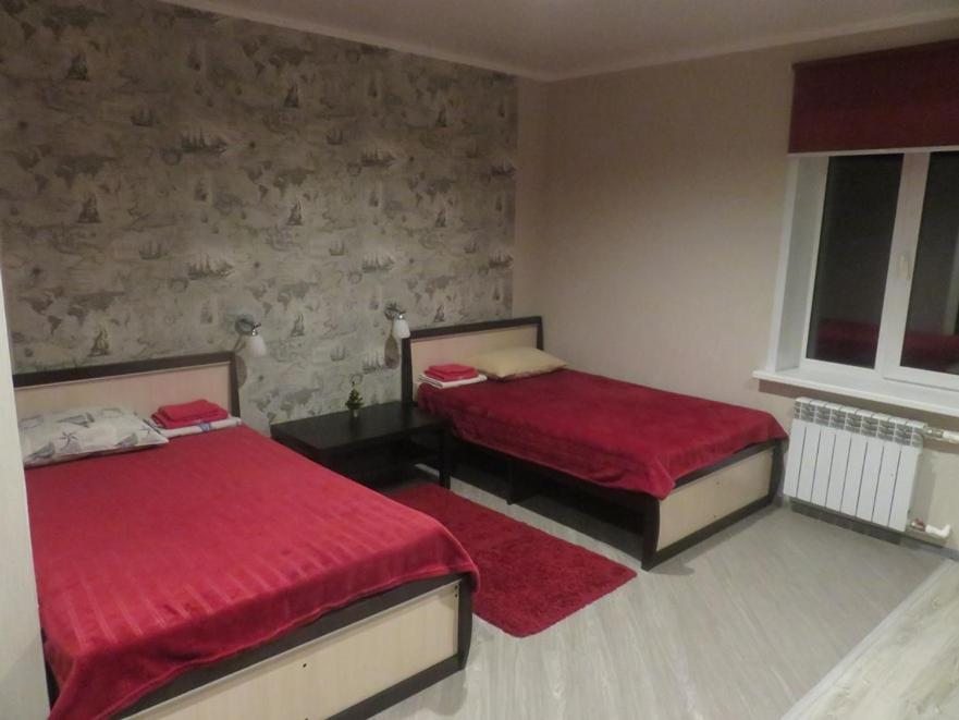 Двухместный (Двухместный номер с 2 отдельными кроватями и ванной комнатой) гостевого дома Околица, Барнаул