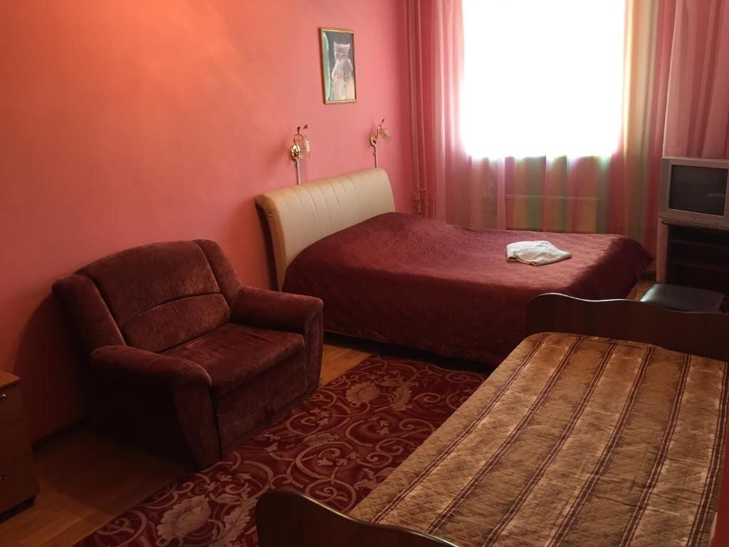 Трёхместный и более (Семейный номер) мини-отеля Саяны на Первомайском, Иркутск