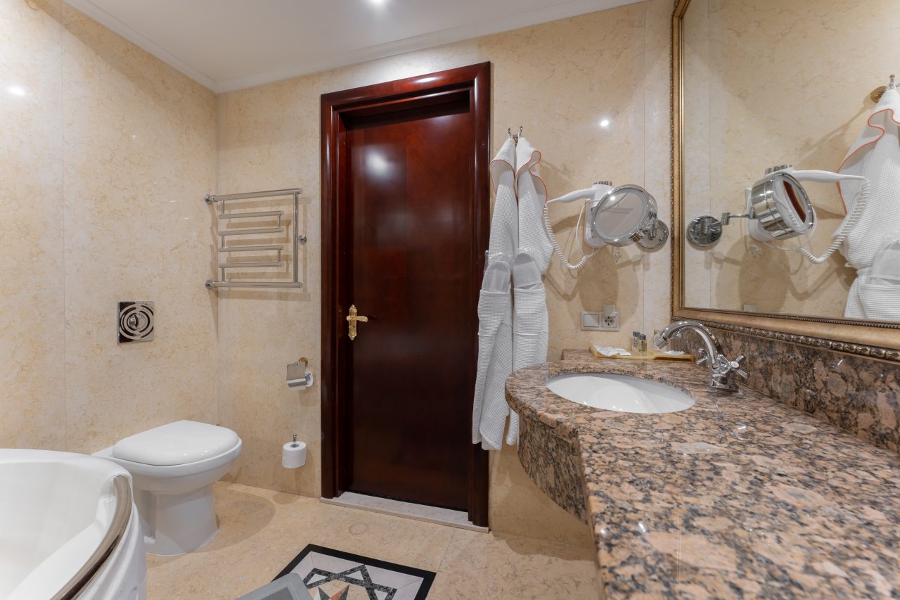 Двухместный (Бизнес с двуспальной кроватью), Бутик-Отель The Rooms Boutique Hotel