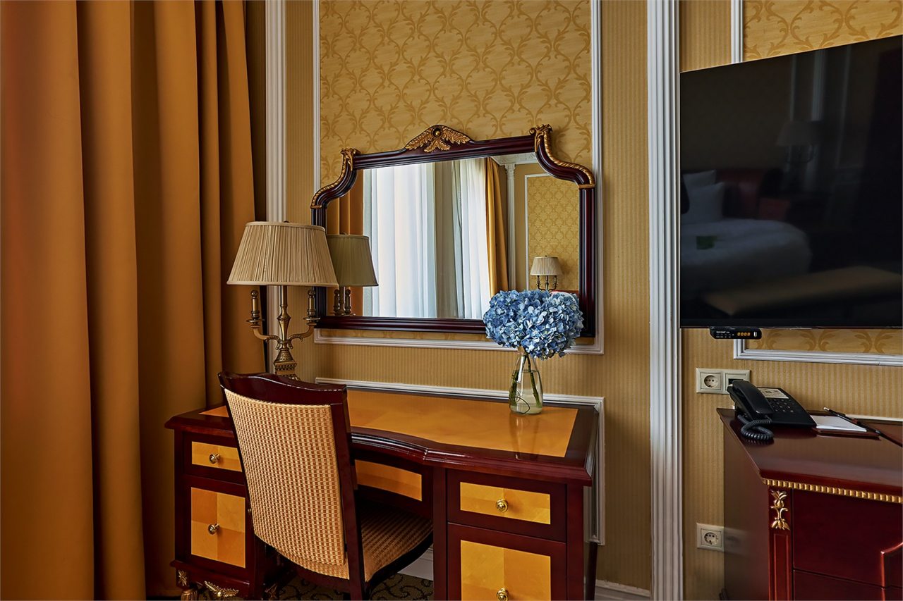 De Luxe (С двуспальной кроватью), Бутик-Отель The Rooms Boutique Hotel