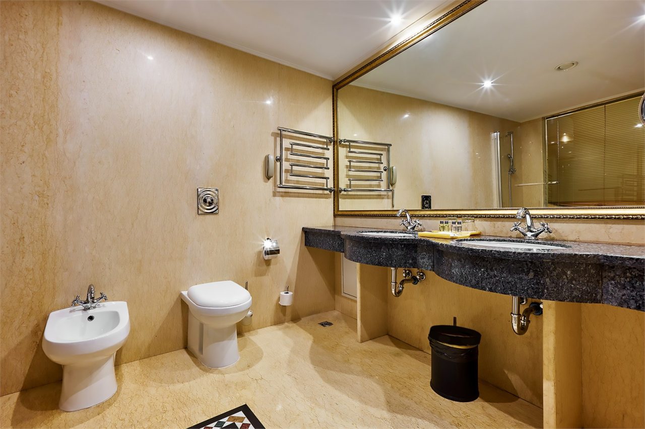 De Luxe (С двуспальной кроватью), Бутик-Отель The Rooms Boutique Hotel