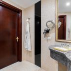 De Luxe (С двуспальной кроватью), Бутик-Отель The Rooms Boutique Hotel