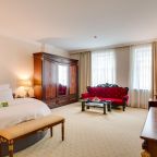 Люкс (С двуспальной кроватью с сауной), Бутик-Отель The Rooms Boutique Hotel