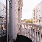 De Luxe (С двуспальной кроватью с балконом), Бутик-Отель The Rooms Boutique Hotel