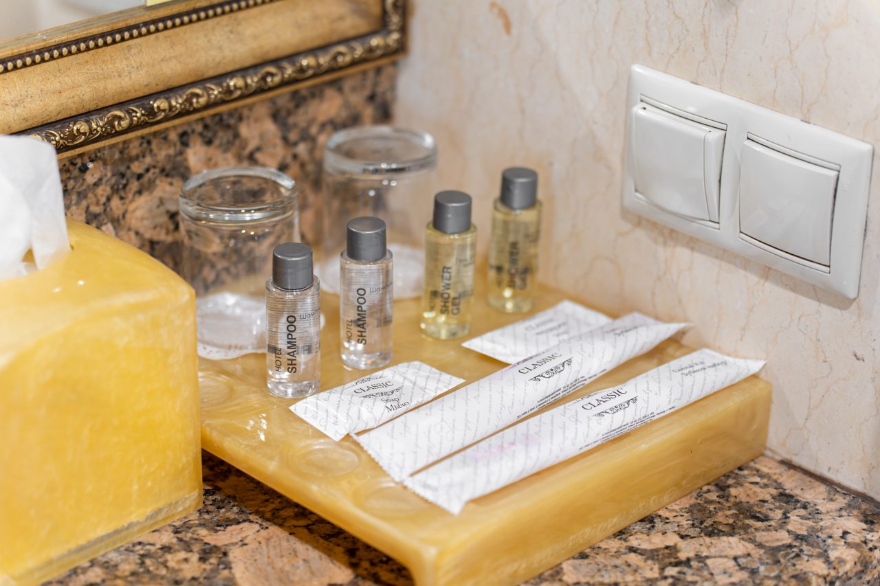 De Luxe (С двуспальной кроватью с балконом), Бутик-Отель The Rooms Boutique Hotel