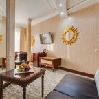 Люкс (С двуспальной кроватью), Бутик-Отель The Rooms Boutique Hotel