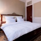 Апартаменты (Семейные трехкомнатные), Бутик-Отель The Rooms Boutique Hotel