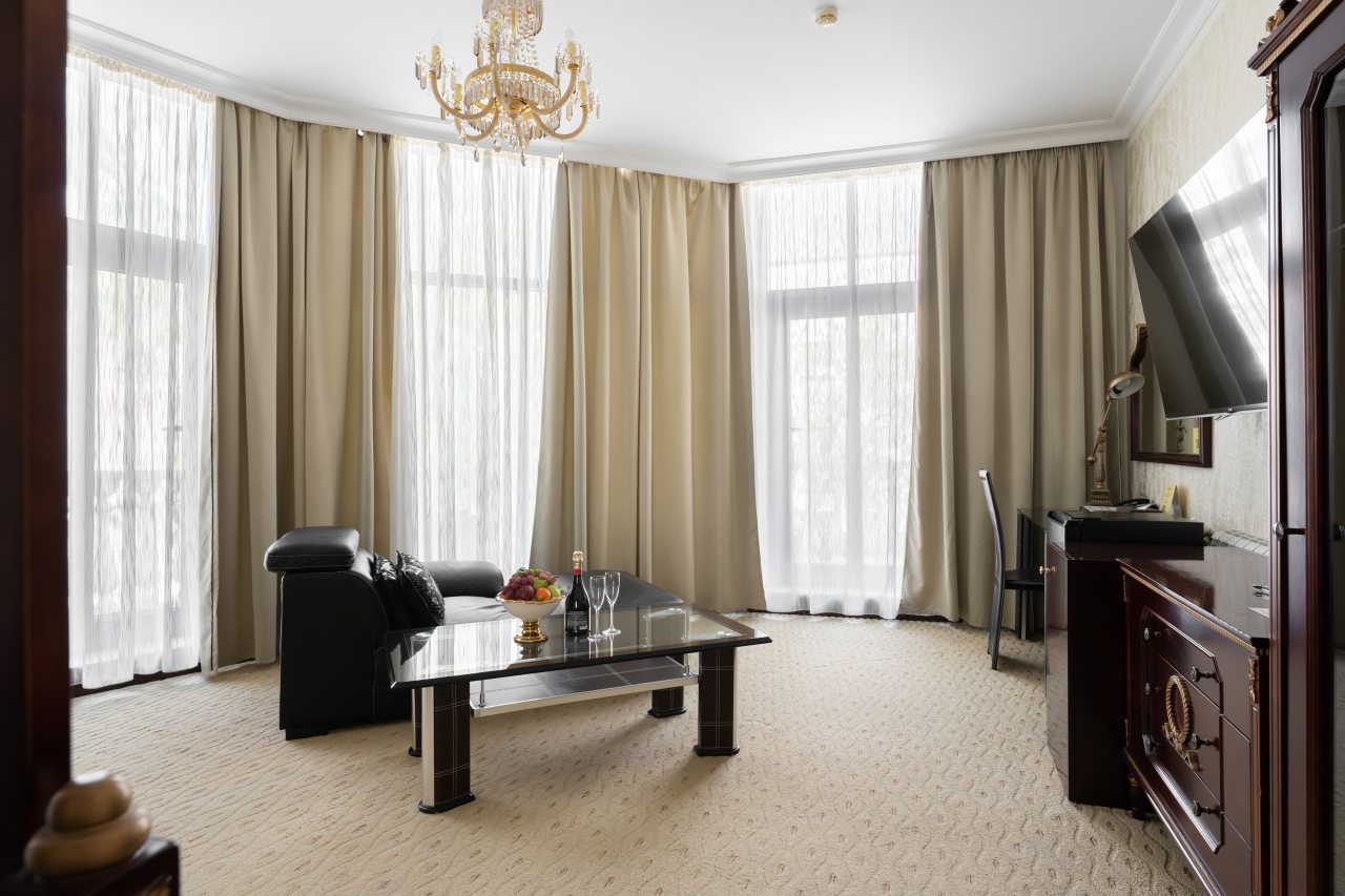 Делюкс (С двуспальной кроватью с балконом), Бутик-Отель The Rooms Boutique Hotel