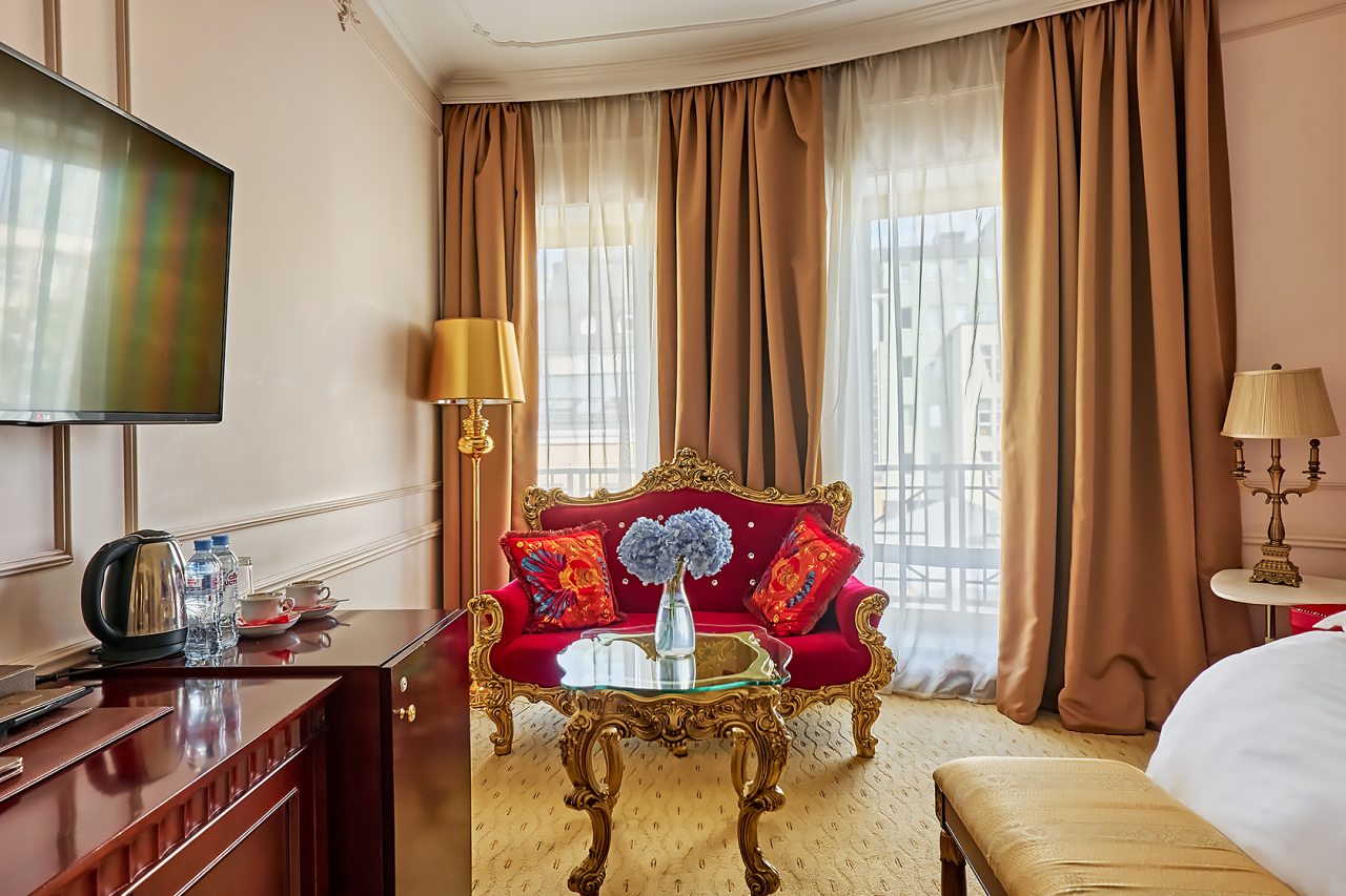 Делюкс (С двуспальной кроватью с балконом), Бутик-Отель The Rooms Boutique Hotel