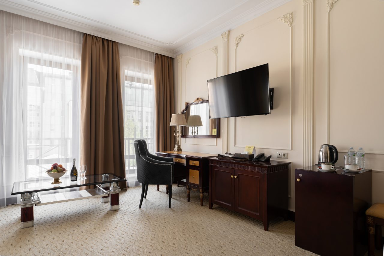 Делюкс (С двуспальной кроватью с балконом), Бутик-Отель The Rooms Boutique Hotel