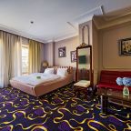 Делюкс (С двуспальной кроватью с балконом), Бутик-Отель The Rooms Boutique Hotel