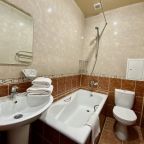 Люкс (С балконом), Отель Кавказ