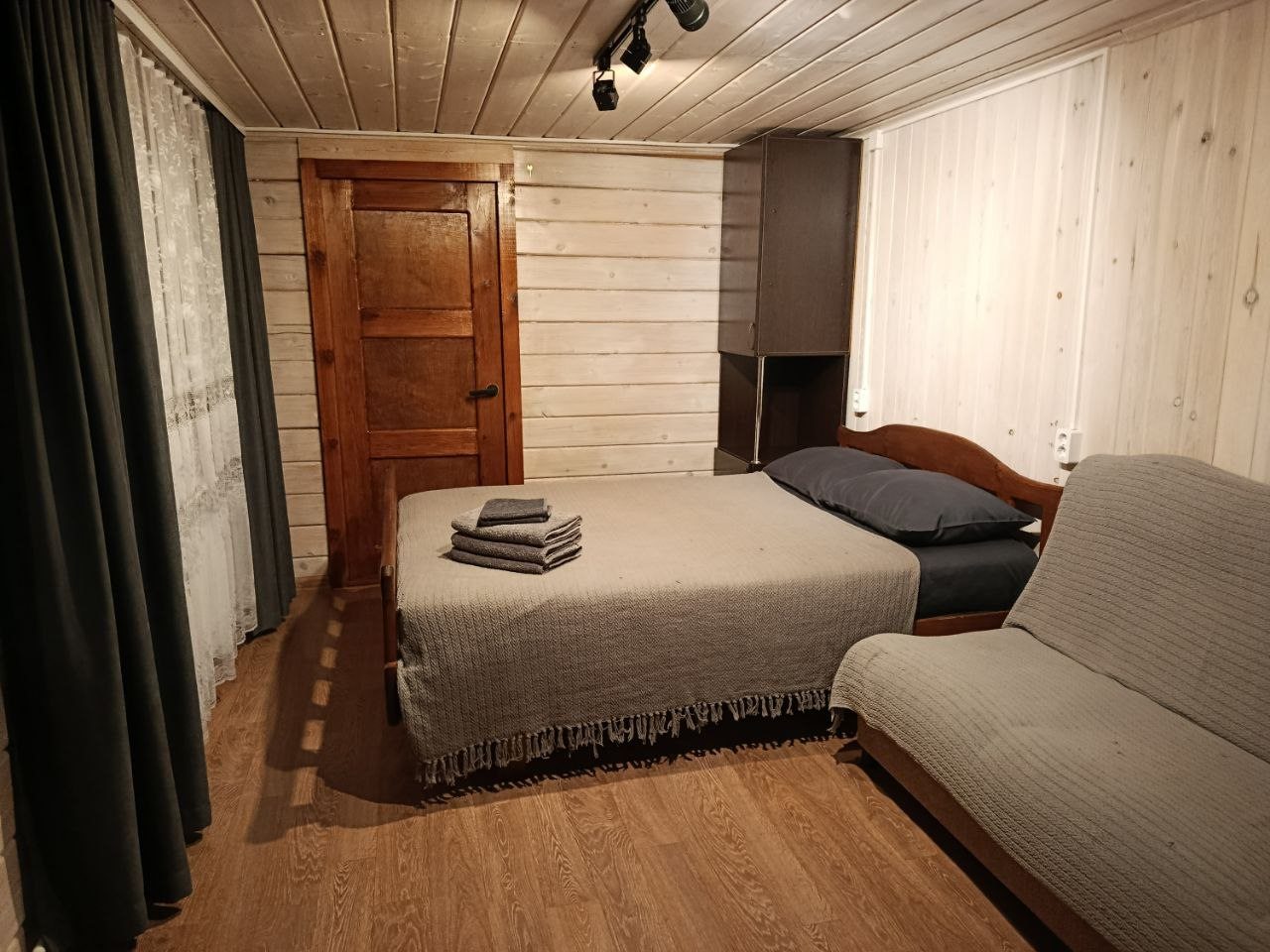 Апартаменты (С западной стороны дома), Шале Home-Olkhon