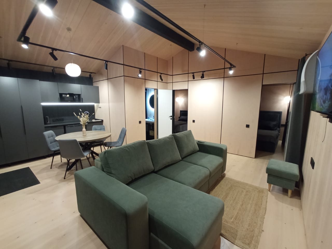 Дом (Двухкомнатное семейное шале с террасой), Шале Home-Olkhon