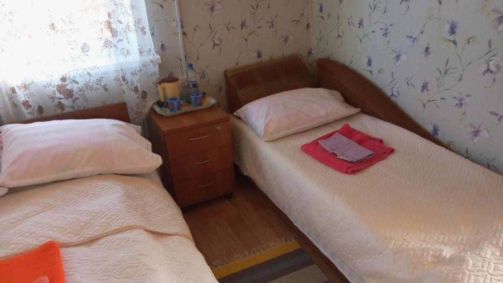 Семейный (Семейный номер с общей ванной комнатой) гостевого дома Baical-camp, Бугульдейка