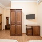 Трёхместный и более (Стандартный трехместный номер с 3 отдельными кроватями), Гостевой дом Дядя Степа