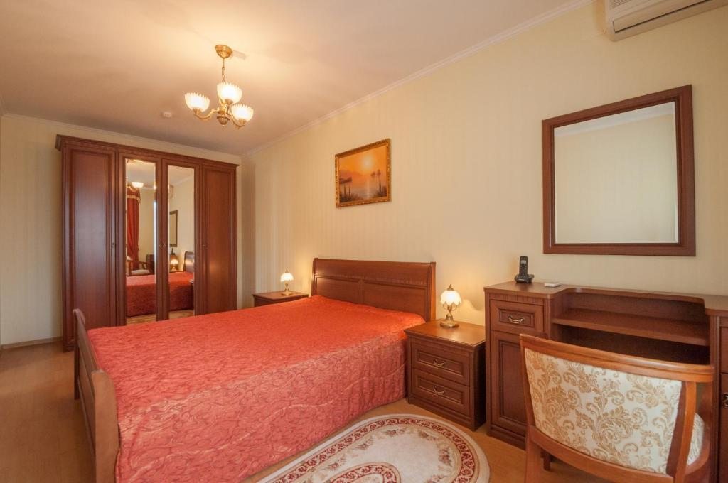 Сьюит (Люкс с 1 спальней) отеля Нива, Краснодар