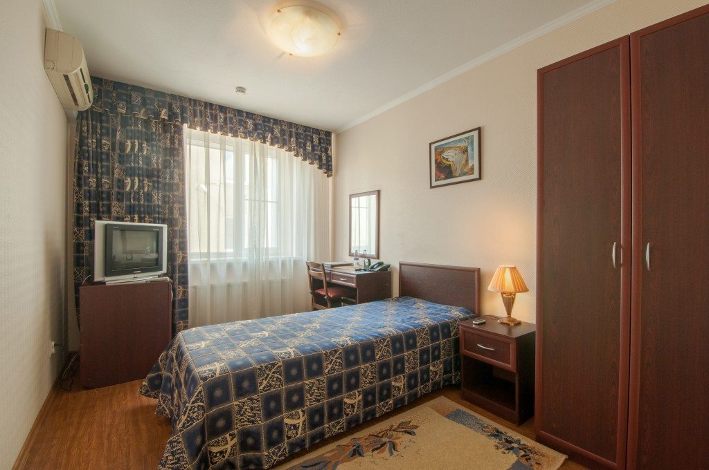 Одноместный (Однокомнатный I категории стандарт) отеля Нива, Краснодар