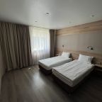 Семейный (Апартаменты семейные), Home Hotel