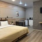 Семейный (Апартаменты семейные), Home Hotel