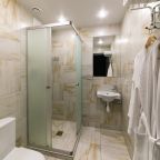 Двухместный (Стандартный номер с двумя кроватями), Home Hotel