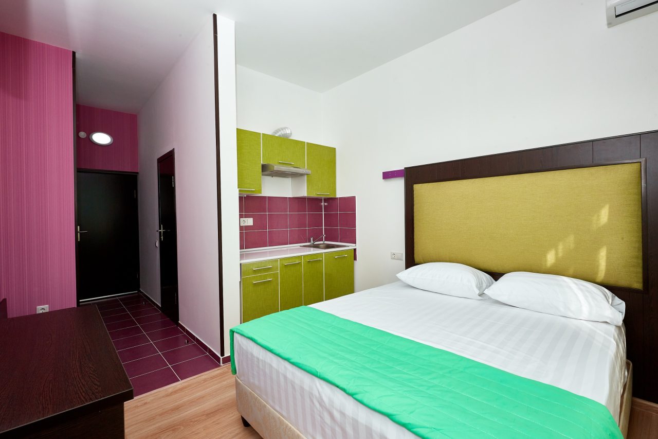 Вид номеров  с двуспальной кроватью