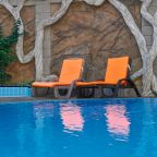 Открытый плавательный бассейн, Гостевой дом Deesa-hotel