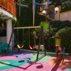 Детская площадка на улице, Гостевой дом Deesa-hotel