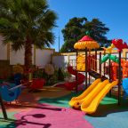 Детская площадка на улице, Гостевой дом Deesa-hotel