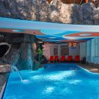 Бассейн с постепенным увеличением глубины, Гостевой дом Deesa-hotel