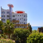 Своя ухоженная территория, Гостевой дом Deesa-hotel