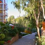 Своя ухоженная территория, Гостевой дом Deesa-hotel