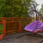 Качели, Гостевой дом Deesa-hotel